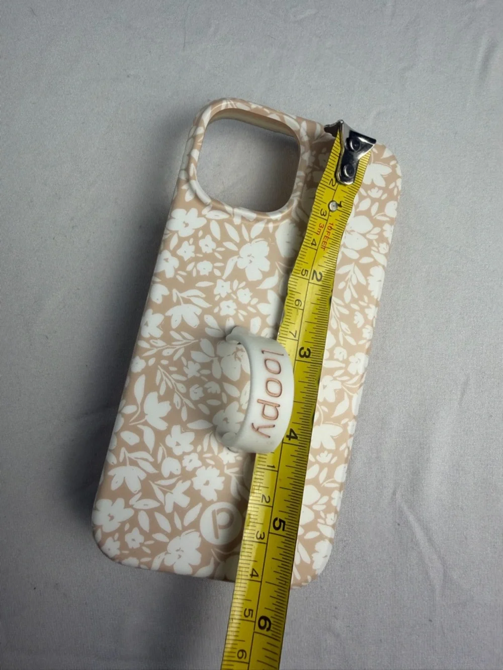iPhone loopy case